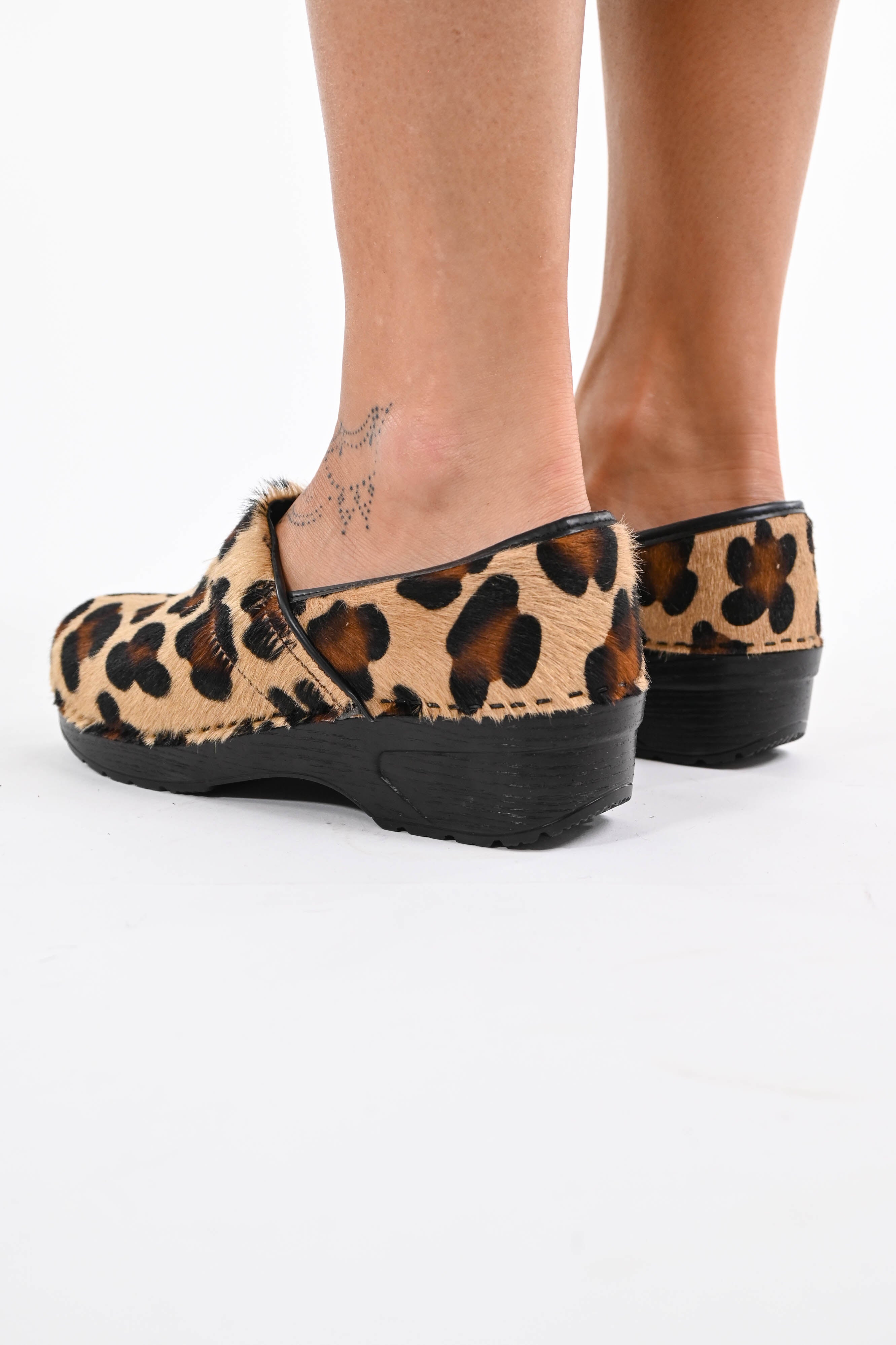 LATIKA ZOCCOLO CHIUSO IN CAVALLINO MACULATO CAMMELLO