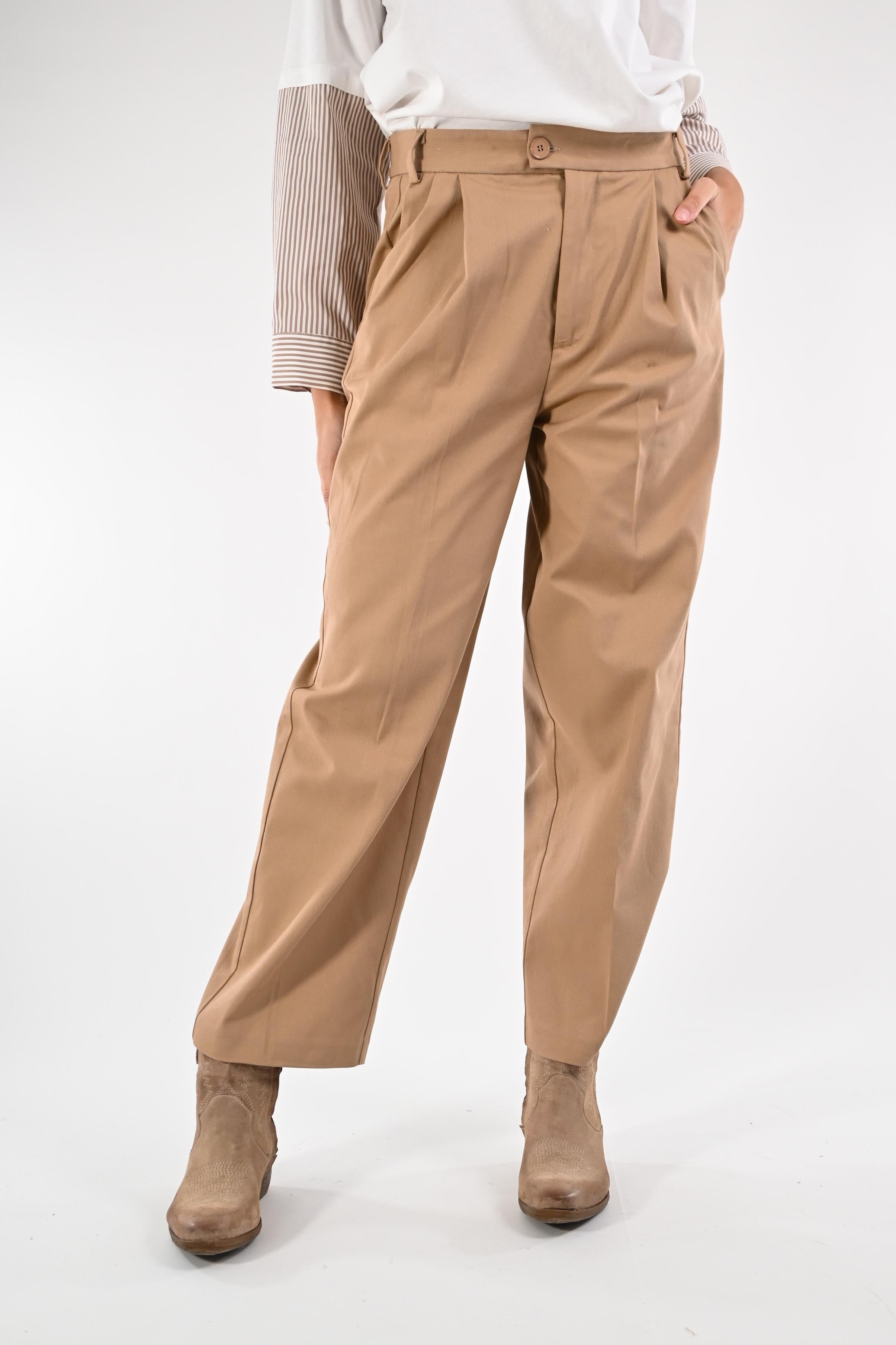 VICOLO PANTALONE PALAZZO CAMMELLO – Bros' - Main Image