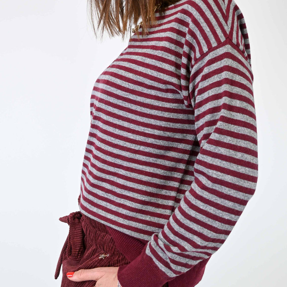 
                  
                    MAGLIA MISTO CACHEMIRE A RIGHE GRIGIO/BORDEAUX
                  
                