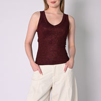 VICOLO - CANOTTA COSTINE IN LUREX SCOLLO V ART.UAC0087/B - BORDEAUX