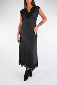 MOTEL - ABITO LUNGO SCOLLO V PIZZO ART.W25A478 - NERO