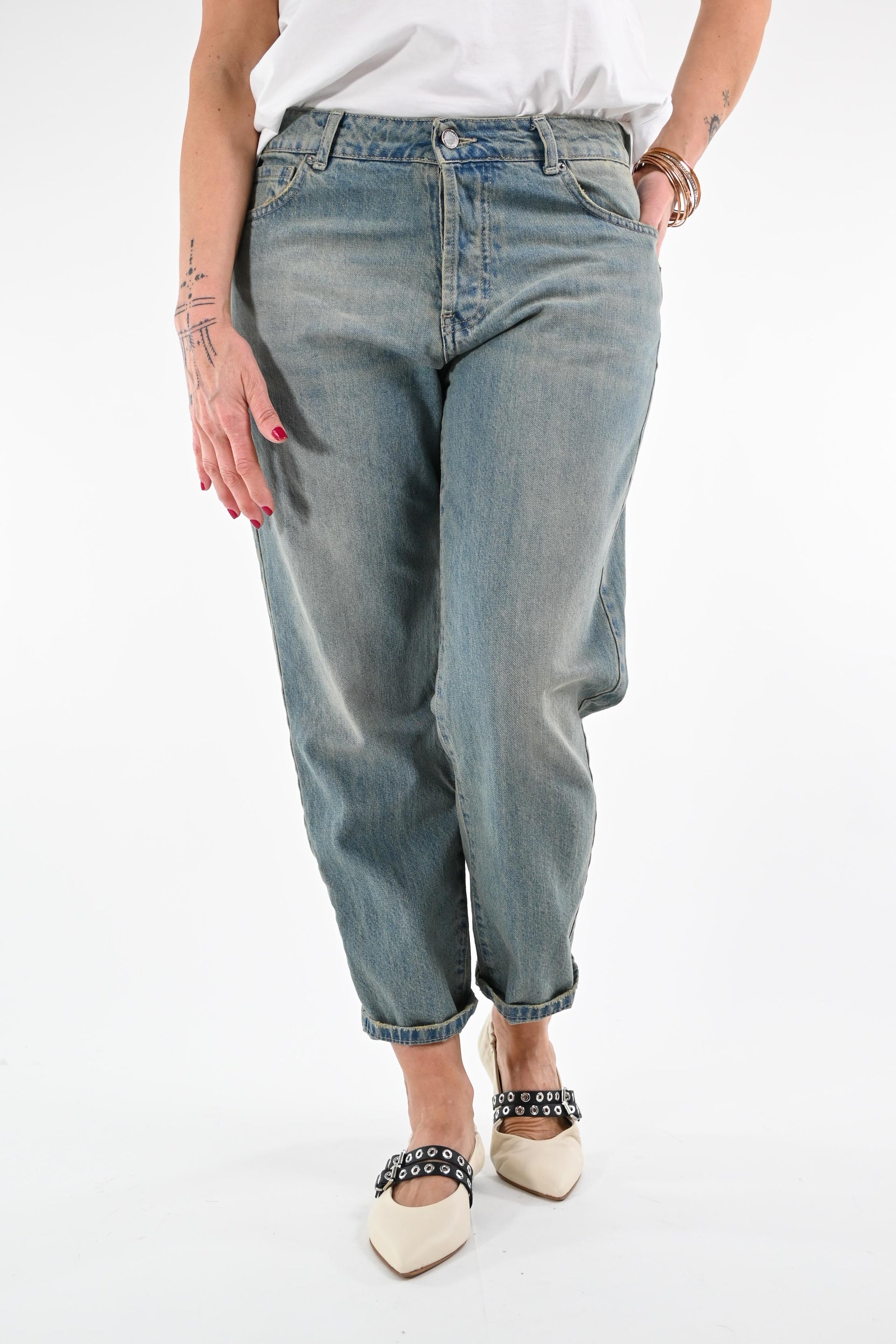 Baggy Skinny Jeans A Chi Stanno Bene Outfit Jeans Balloon A Chi