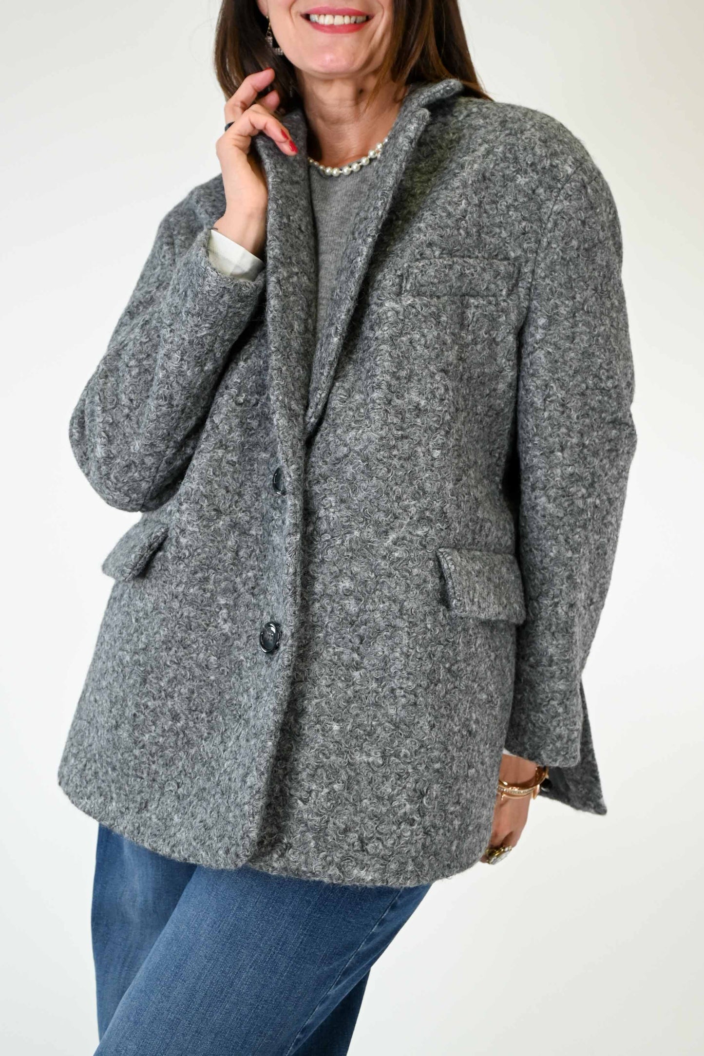 GIACCA OVER DUE BOTTONI IN BOUCLE' COLOR GRIGIO