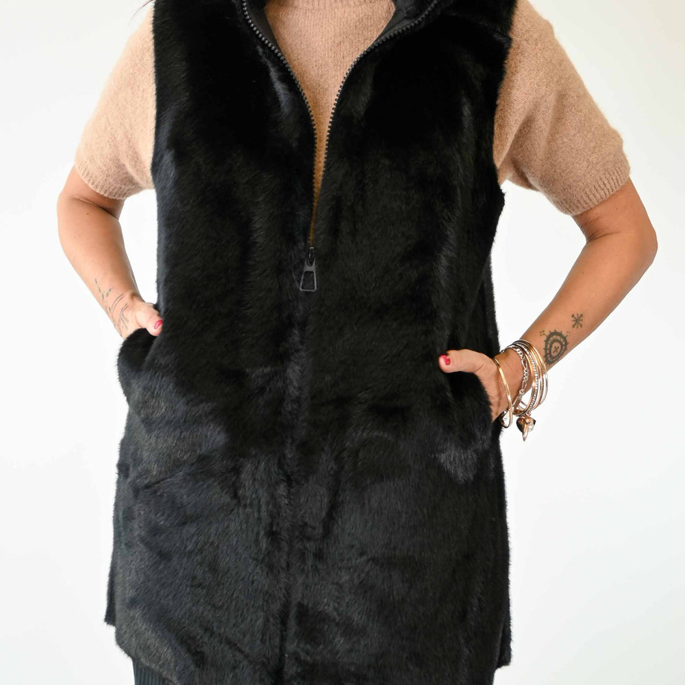 GILET ECOPELLICCIA COLLO CRATERE COLOR NERO