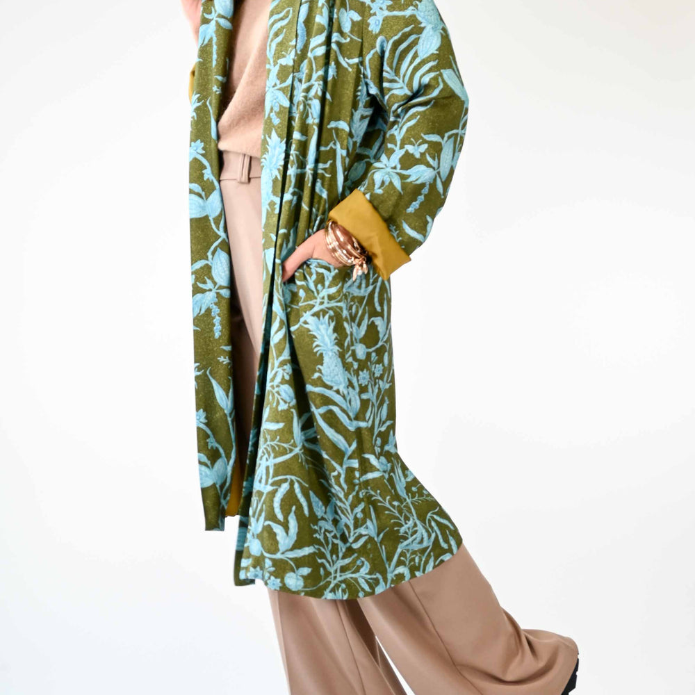 
                      
                        KIMONO FANTASIA FLOREALE COLOR VERDE/CELESTE
                      
                    