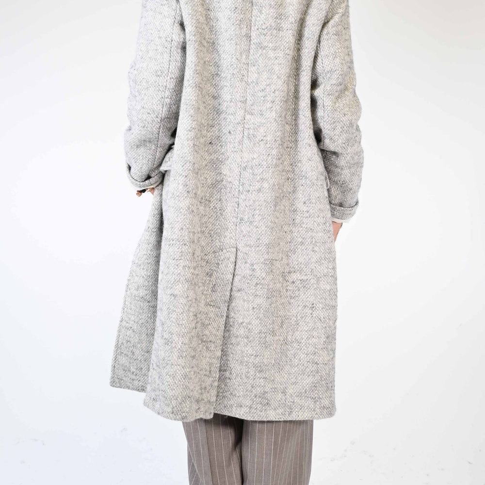 
                  
                    CAPPOTTO DUE BOTTONI OVER TRAMA LANA GRIGIO/PANNA
                  
                