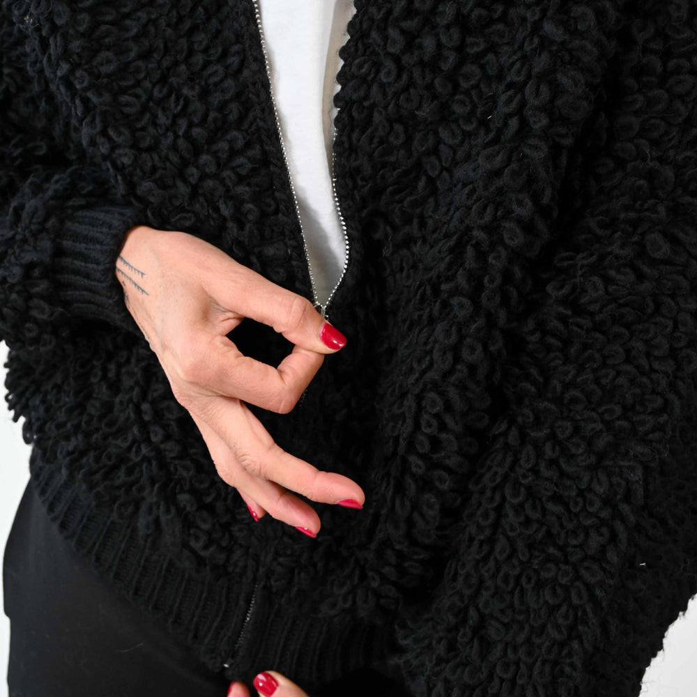 
                      
                        BOMBER OVER IN LANA BOUCLE' COLOR NERO
                      
                    