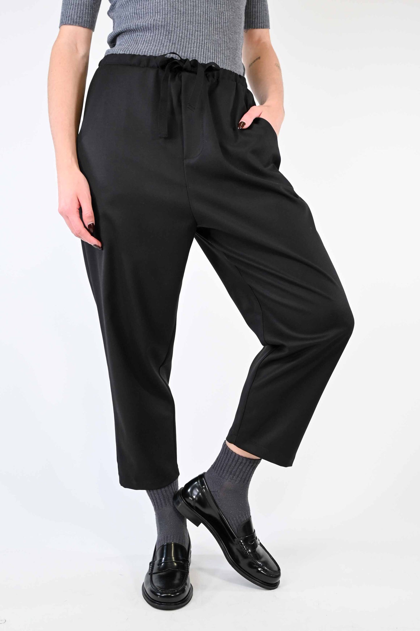 PANTALONE CON COULISSE IN POLIVISCOSA NERO