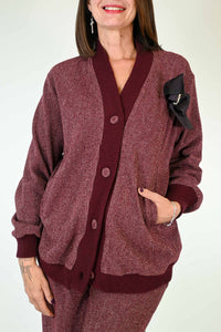 GIACCA/CARDIGAN IN TWEED CON SPILLA COLOR BORDEAUX