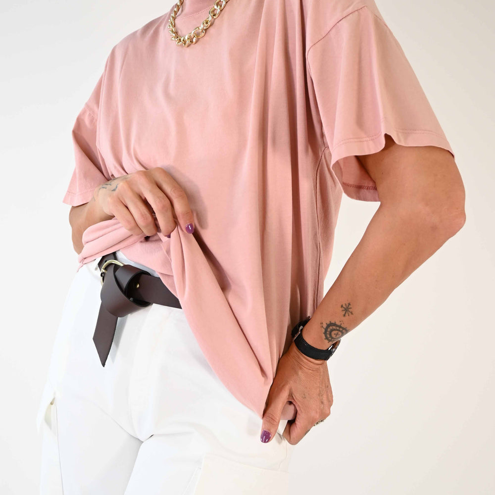 
                  
                    T-SHIRT OVER GIROCOLLO IN COTONE COLOR ROSA
                  
                