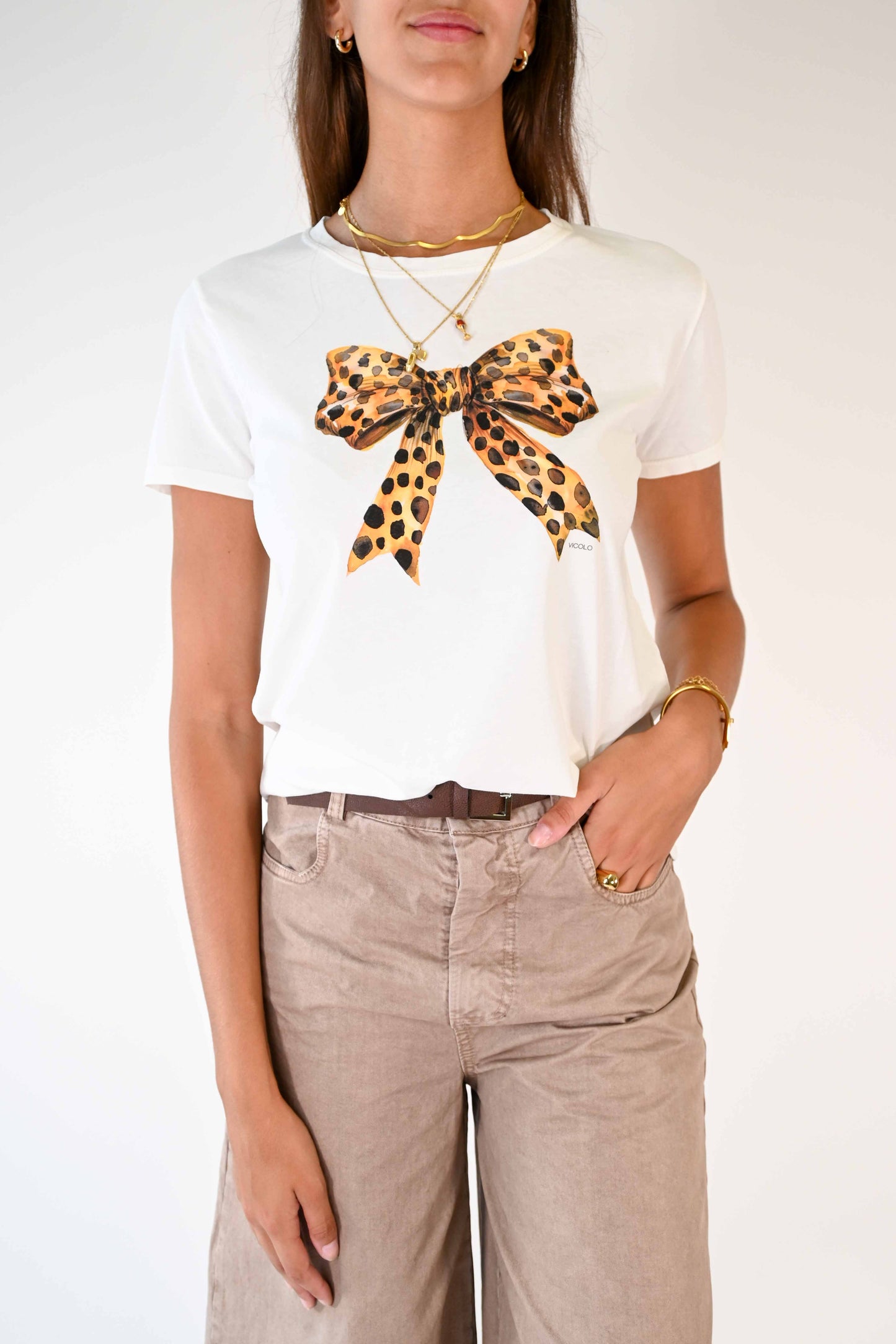 T-SHIRT GIROCOLLO PANNA STAMPA FIOCCO ANIMALIER