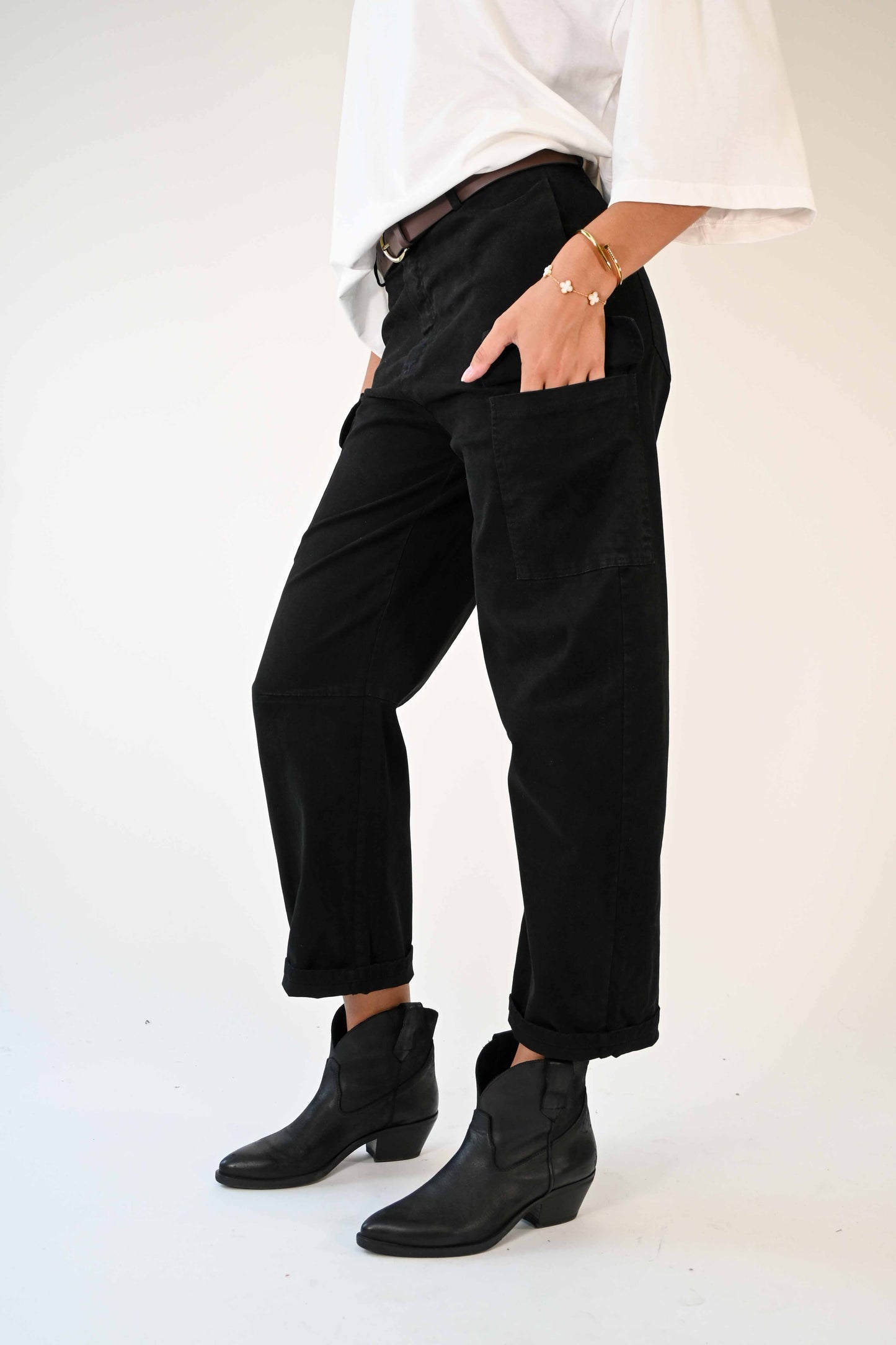 PANTALONE CARGO DRITTO IN COTONE COLOR NERO