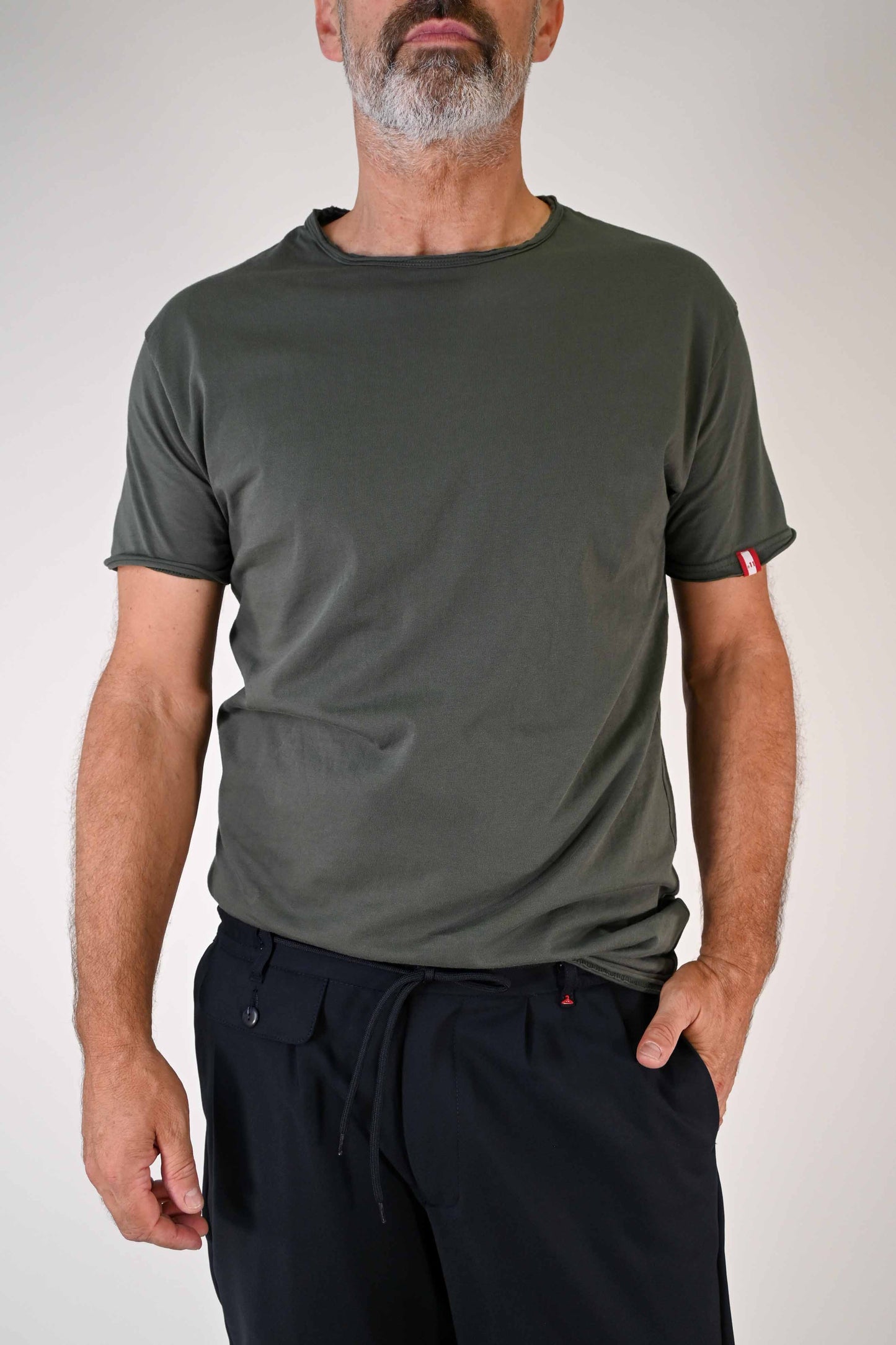 T-SHIRT TAGLIO VIVO GIROCOLLO COLOR MILITARE