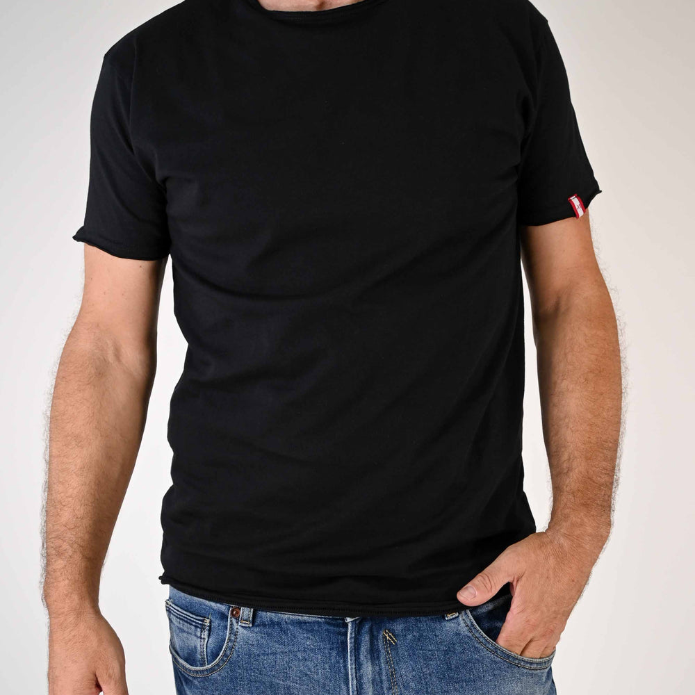 T-SHIRT TAGLIO VIVO GIROCOLLO COLOR NERO