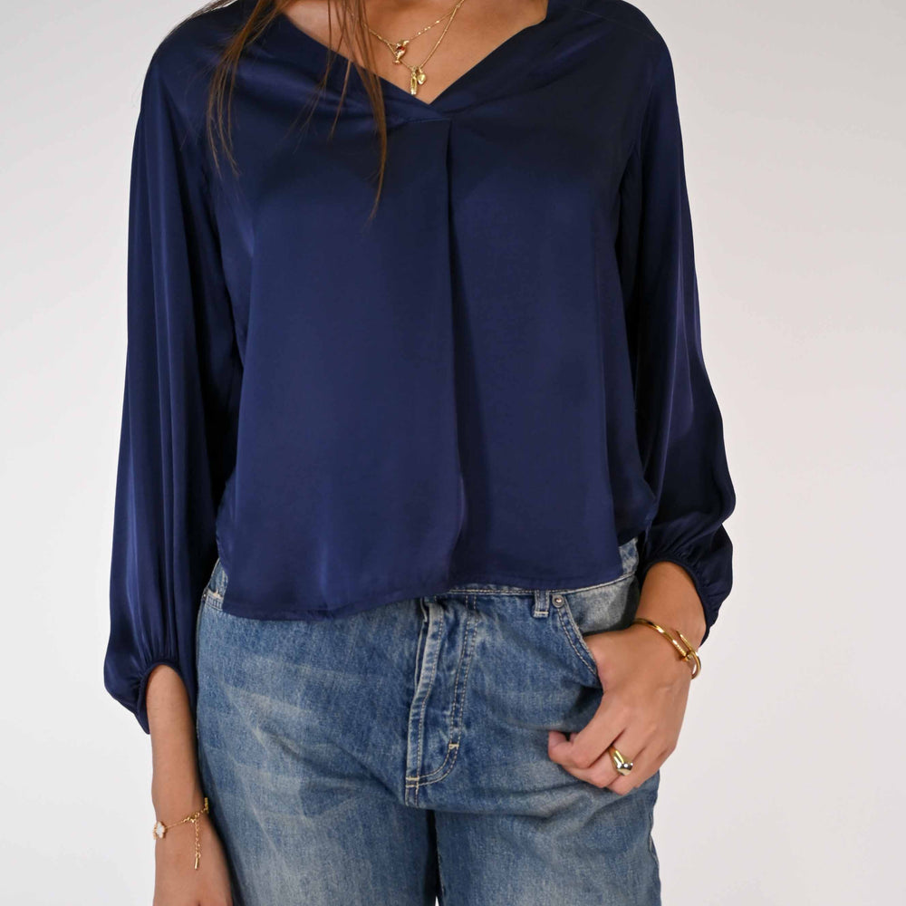 BLUSA SCOLLO V IN RASO DI VISCOSA COLOR BLU