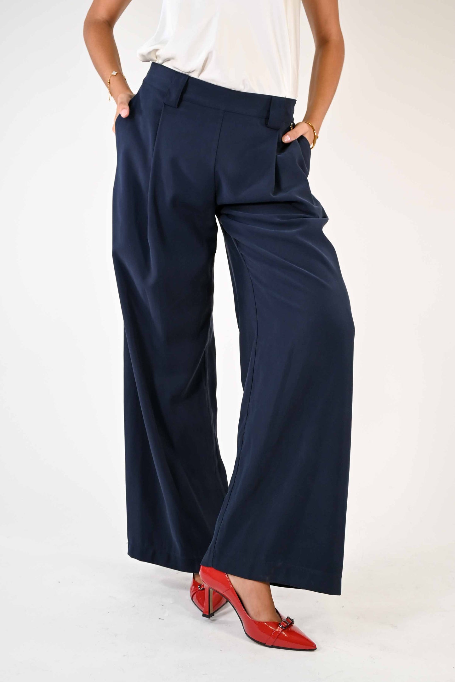 PANTALONE PALAZZO CON PENCE IN VISCOSA COLOR BLU