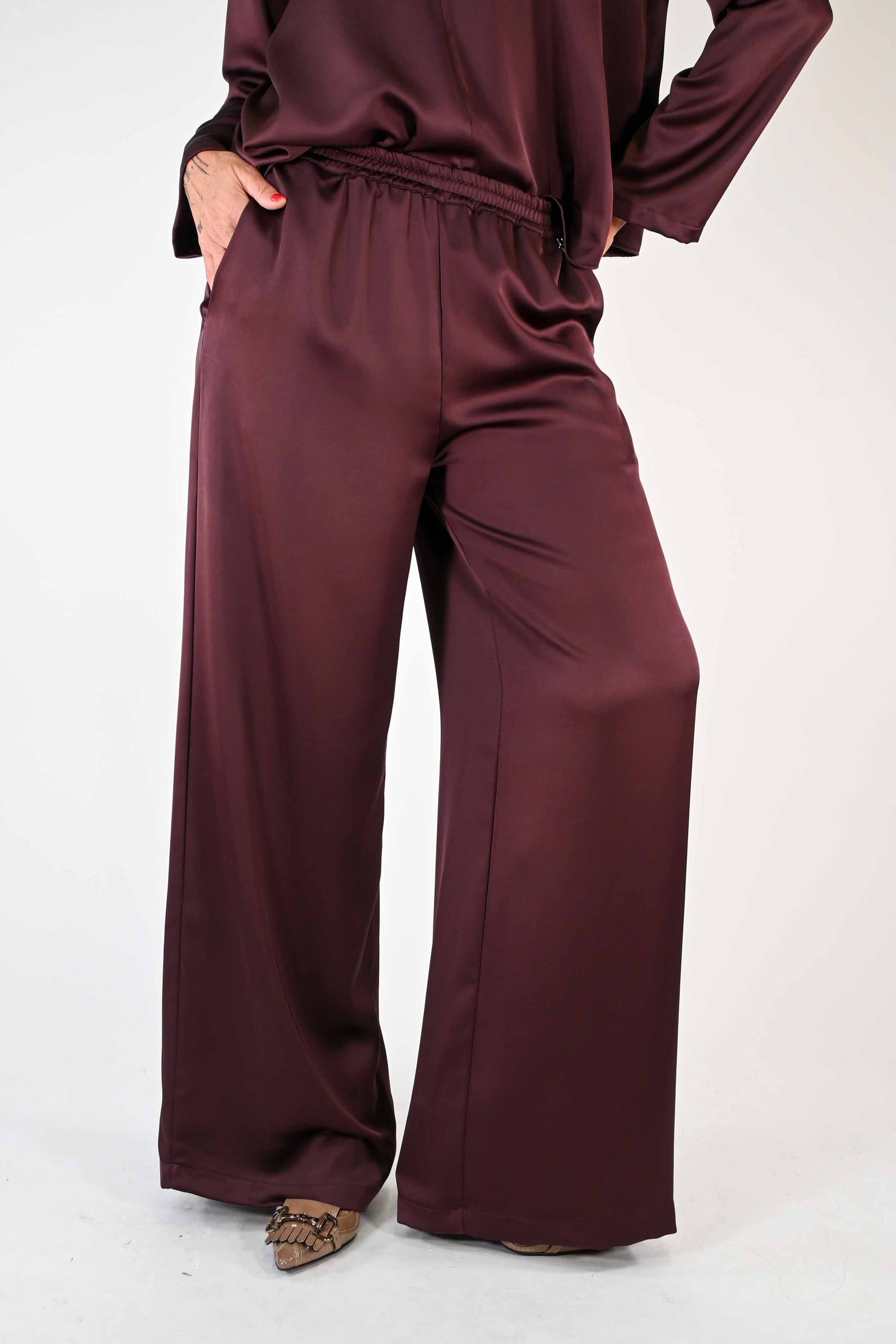 PANTALONE PALAZZO CON ELASTICO IN RASO COLOR VINO