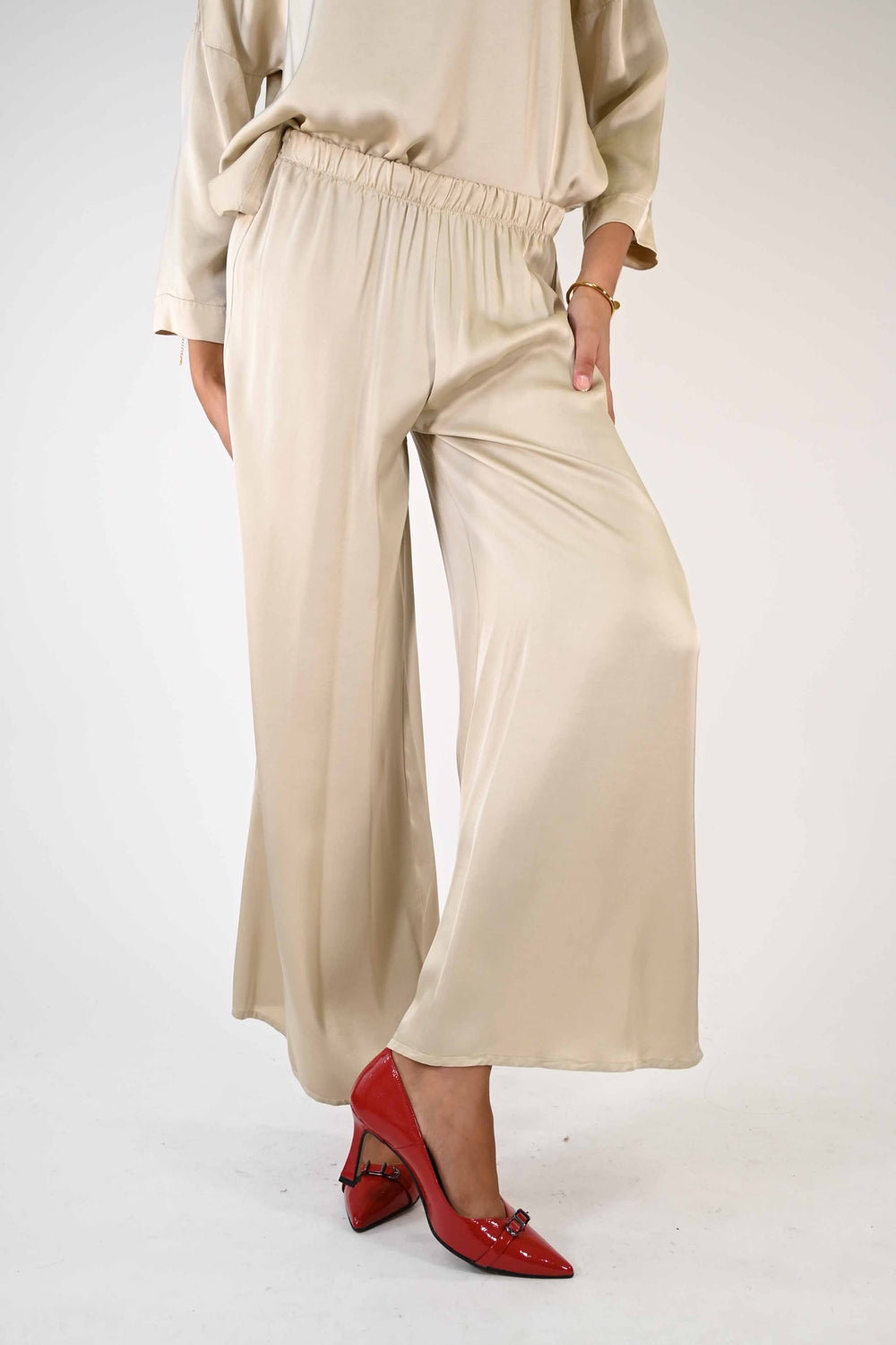 PANTALONE FLUIDO A PALAZZO IN VISCOSA COLOR BEIGE