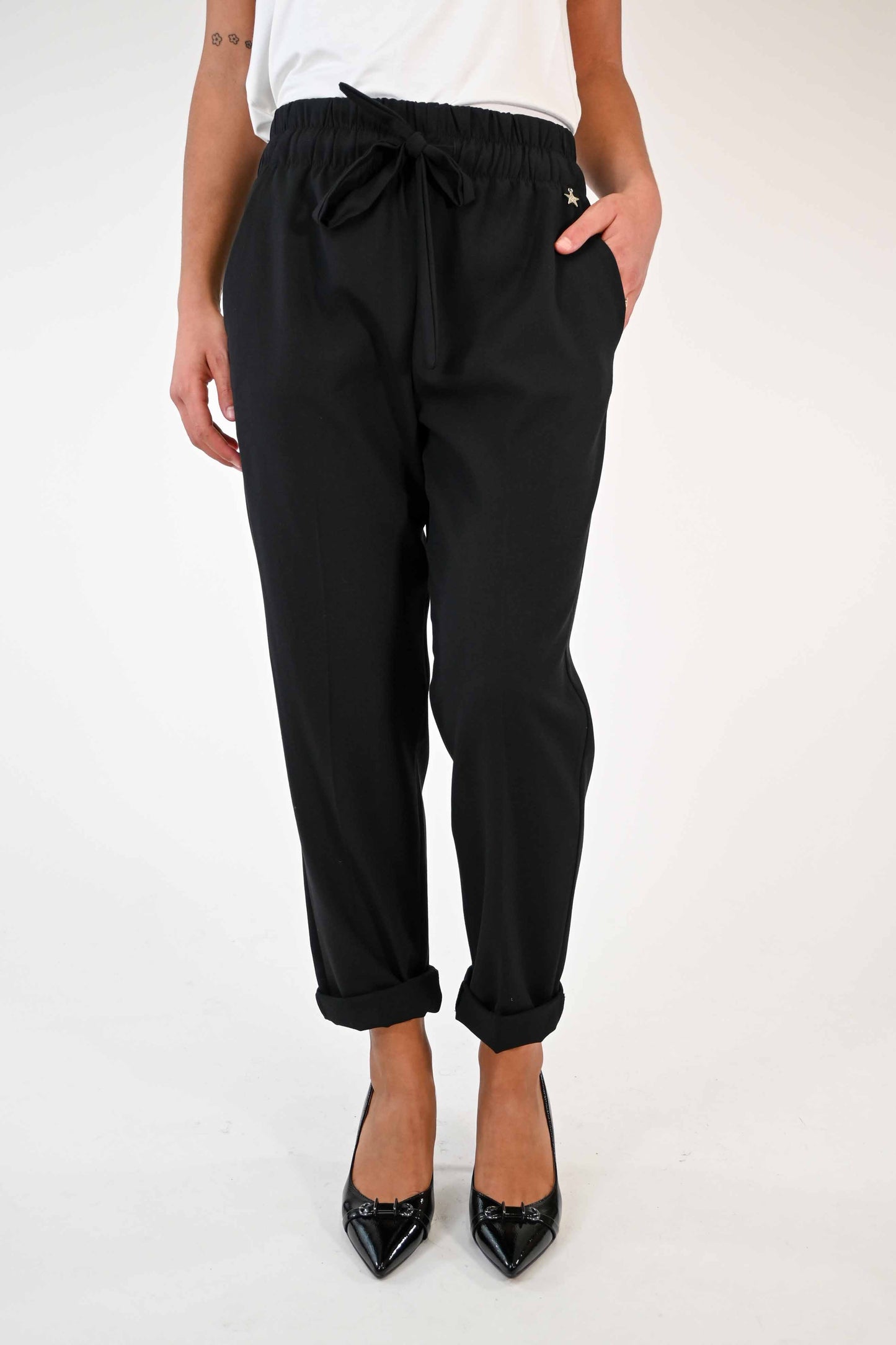 PANTALONE BAGGY CON ELASTICO E COULISSE NERO