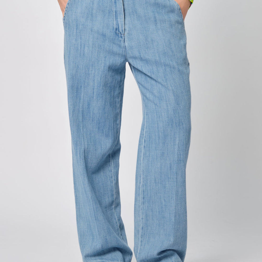 
                      
                        Jeans palazzo Wu-Side in denim chiaro
                      
                    