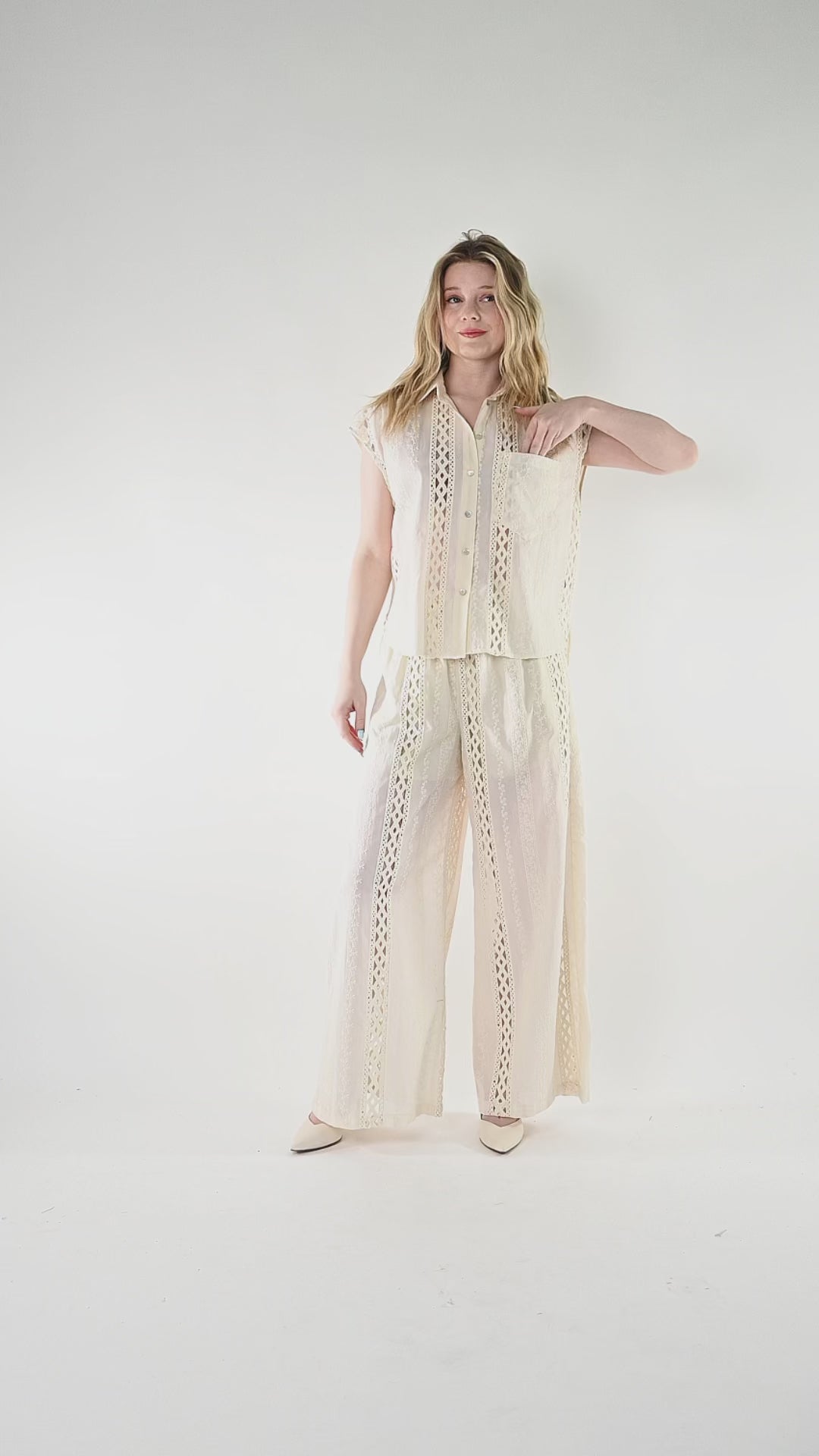 MOTEL - PANTALONE RICAMATO CON INSERTI CROCHET ART. S26PH93/B - BURRO