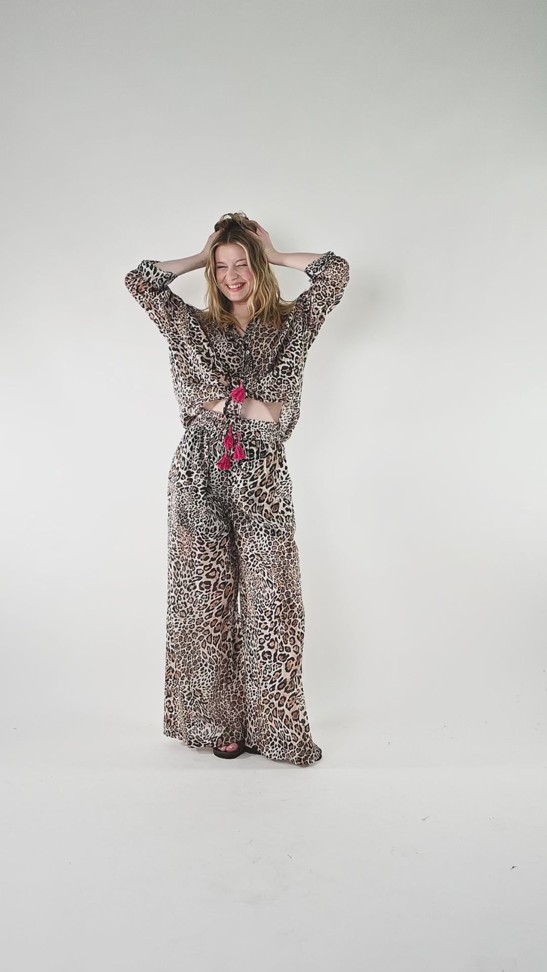 MOTEL - CAMICIA OVER MUSSOLA CON NAPPINE ART. S26CG39/A - ANIMALIER